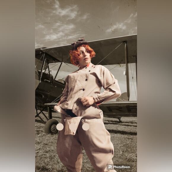 Aviator Amelia Earhart tan top - Picture 1 of 11